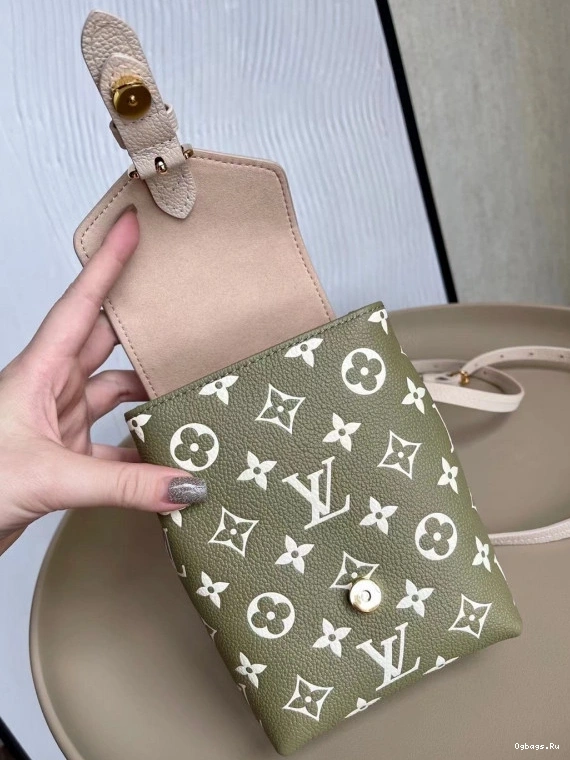 LOUIS TINY BACKPACK VUITTON 0513
